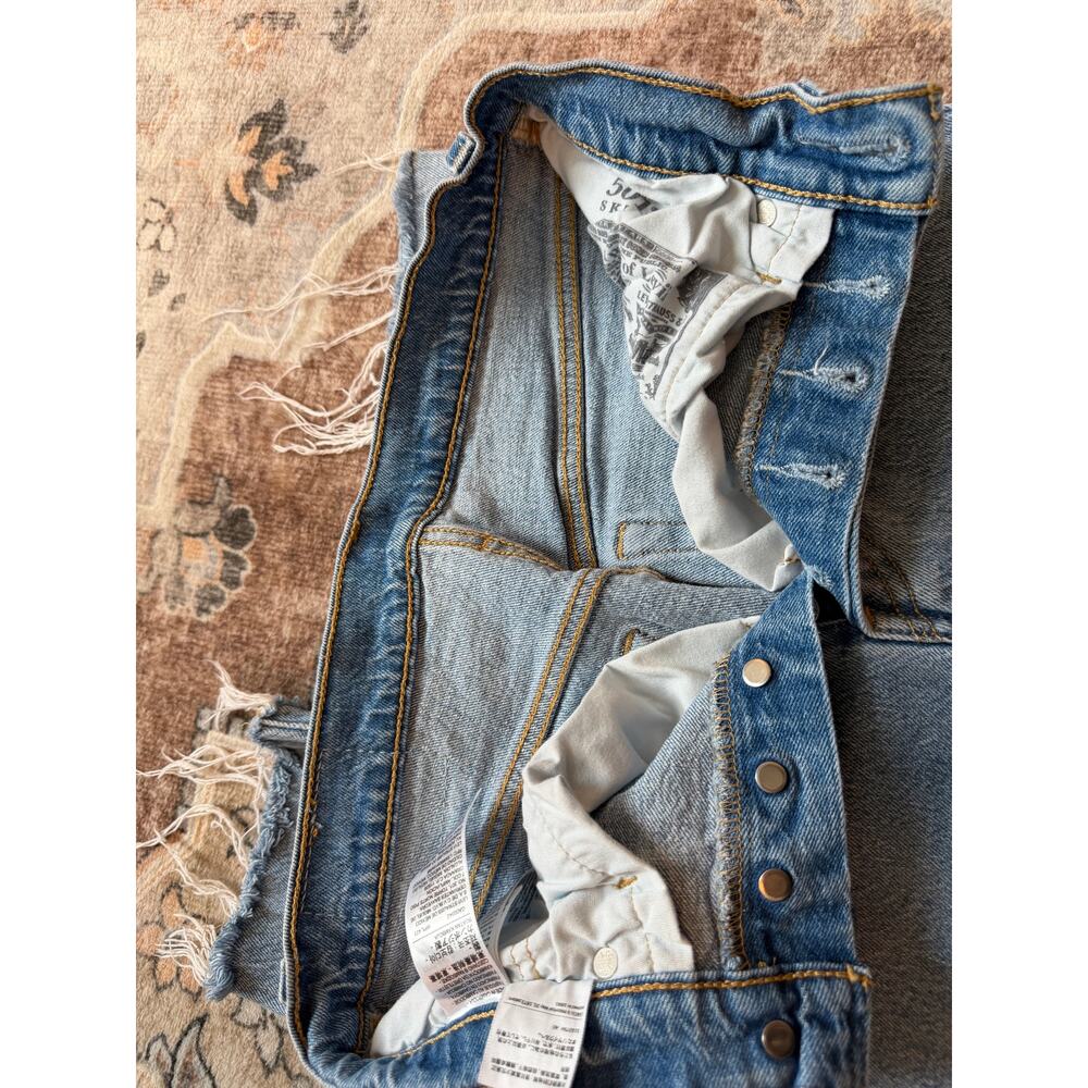 Levi 501 Ankle Jeans - Picture 4 of 4